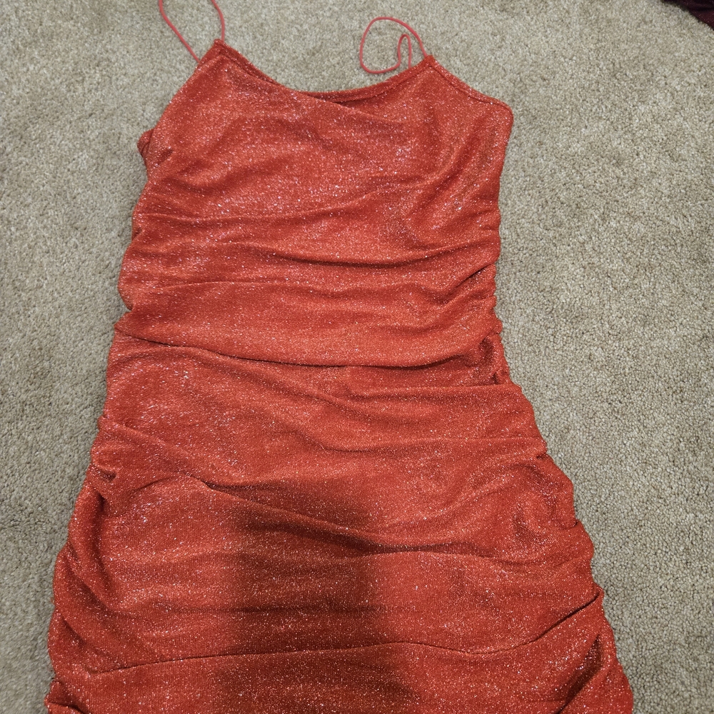 Elegant Red Glitter Dress